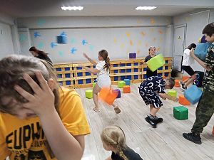 Снова поездка на игровую программу.